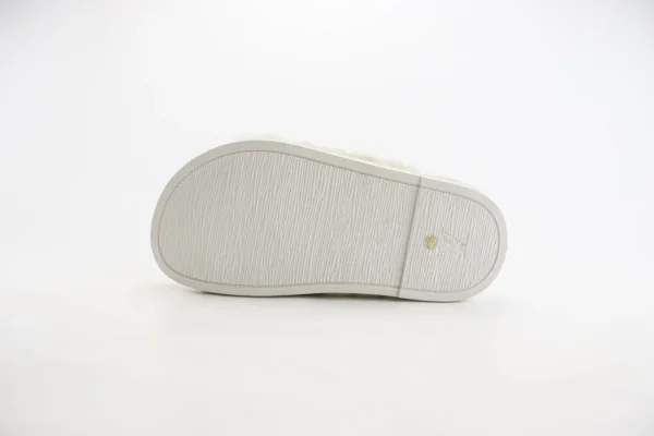 Louis Vuitton slipper - Image 4