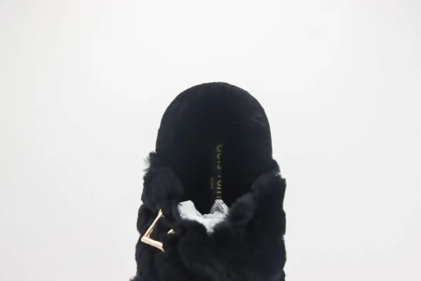 Louis Vuitton slipper - Image 9