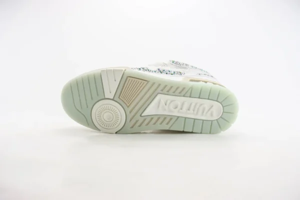 Louis Vuitton Trainer - Image 4