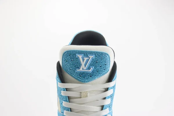 Louis Vuitton Trainer - Image 9