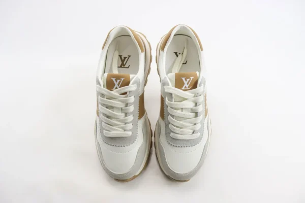 Nike SB Dunk Low x LV - Image 5