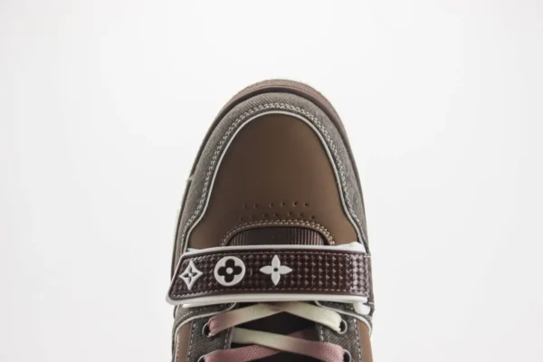 Louis Vuitton Trainer - Image 8