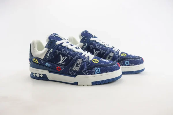 Louis Vuitton Trainer - Image 2