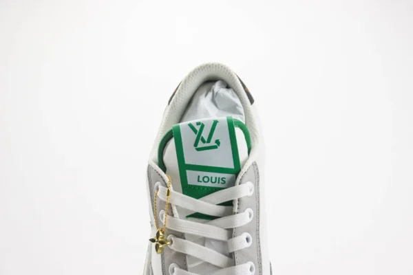Nike SB Dunk Low x LV - Image 9
