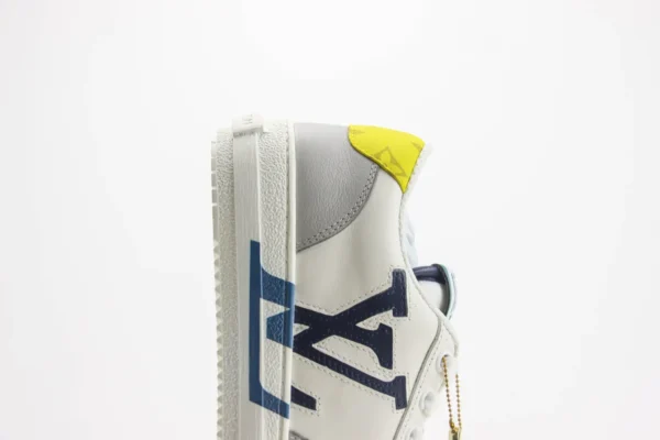 Nike SB Dunk Low x LV - Image 7