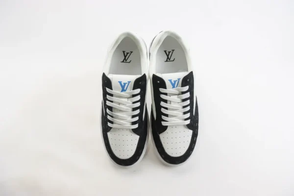 Nike SB Dunk Low x LV - Image 5