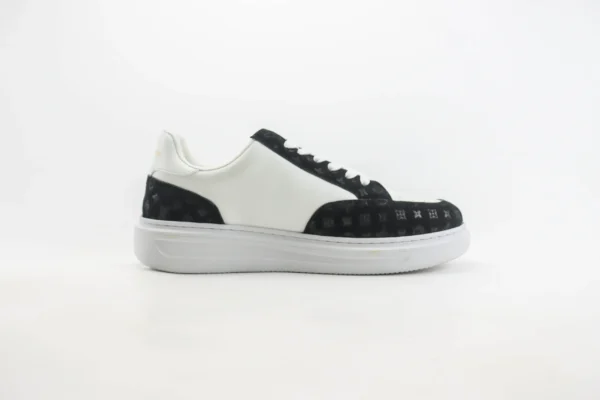 Nike SB Dunk Low x LV - Image 3