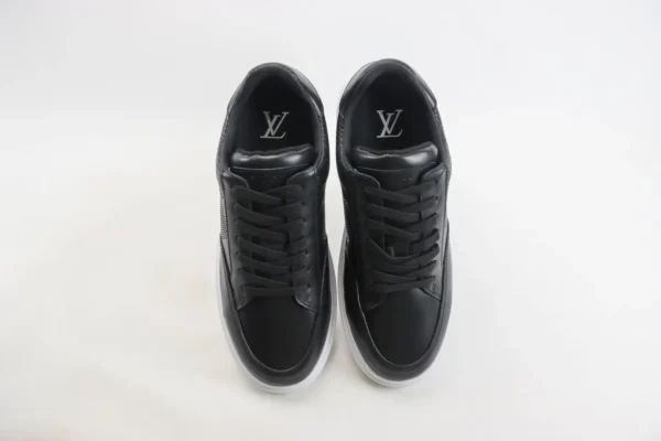 Nike SB Dunk Low x LV - Image 5