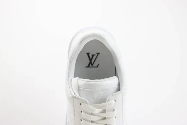 Nike SB Dunk Low x LV - Image 9
