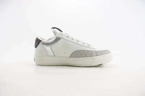 Nike SB Dunk Low x LV - Image 3