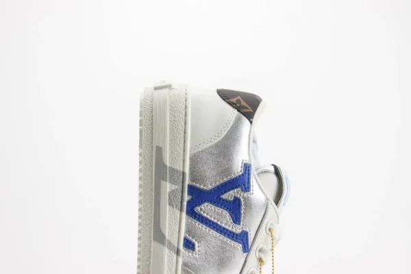Nike SB Dunk Low x LV - Image 7