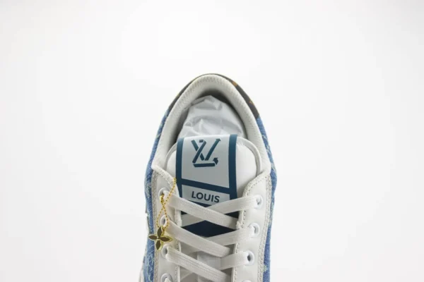 Nike SB Dunk Low x LV - Image 9