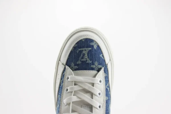 Nike SB Dunk Low x LV - Image 8