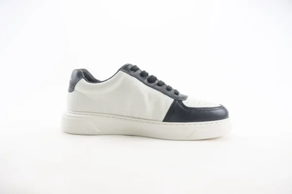 Nike SB Dunk Low x LV - Image 3