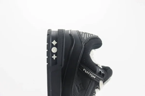 Louis Vuitton Trainer - Image 7